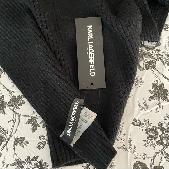 Karl Lagerfeld Long Black Knit Unisex ‘KARL’ Scarf - Picture 3 of 7